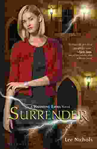 Surrender (Haunting Emma 3) Lee Nichols